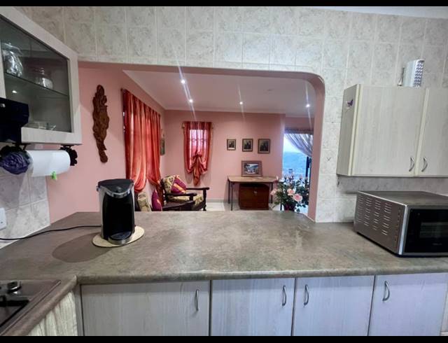 3 BEDROOM SECTIONAL TITLE FOR SALE IN MALVERN